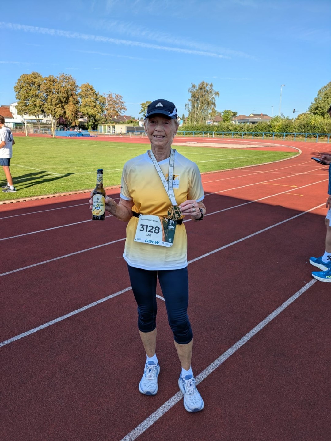 Röth gewinnt W65 beim „Run den Damm“